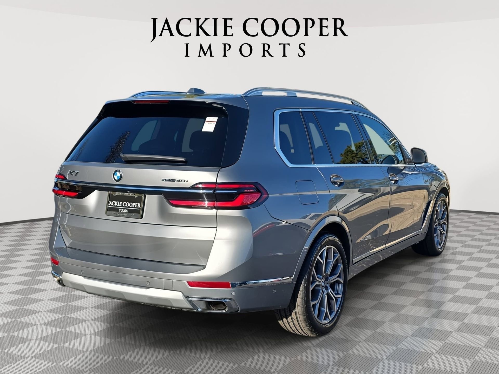 Used 2023 BMW X7 xDrive40i w/ Premium Package image 5