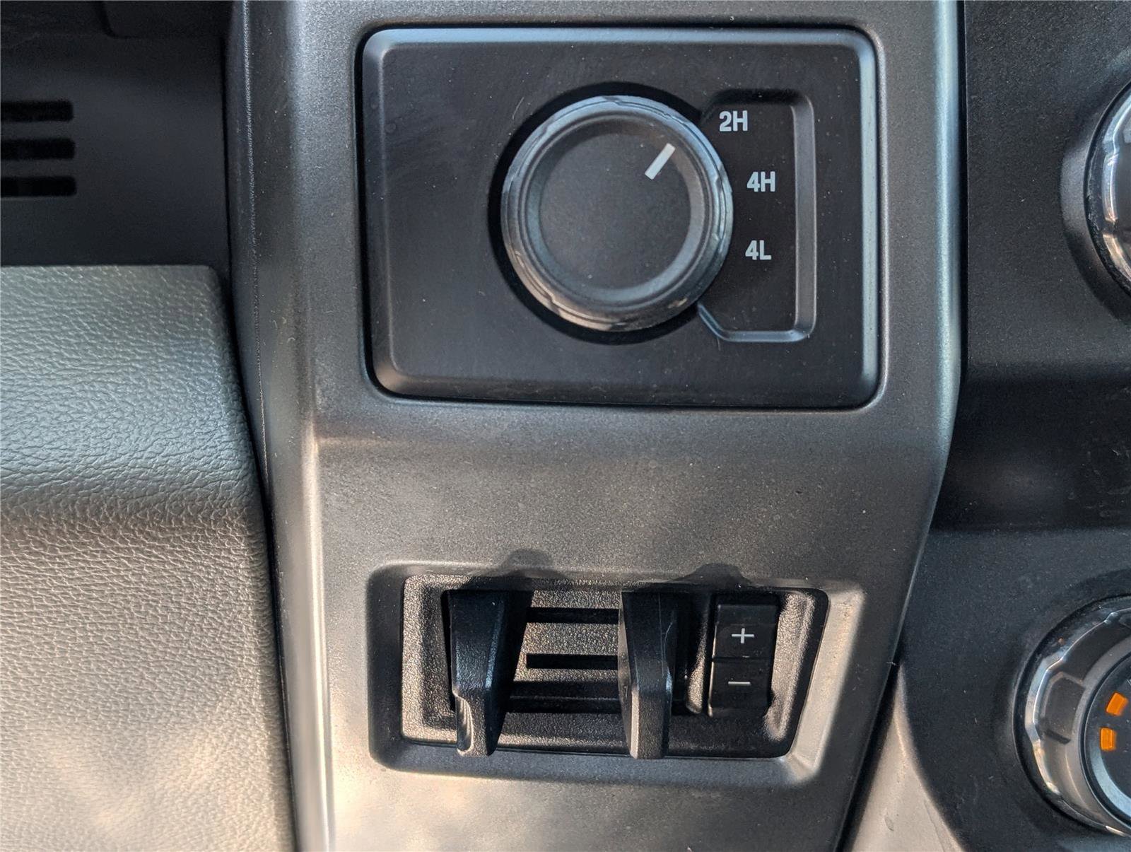 Used 2022 Ford F250 XLT image 23