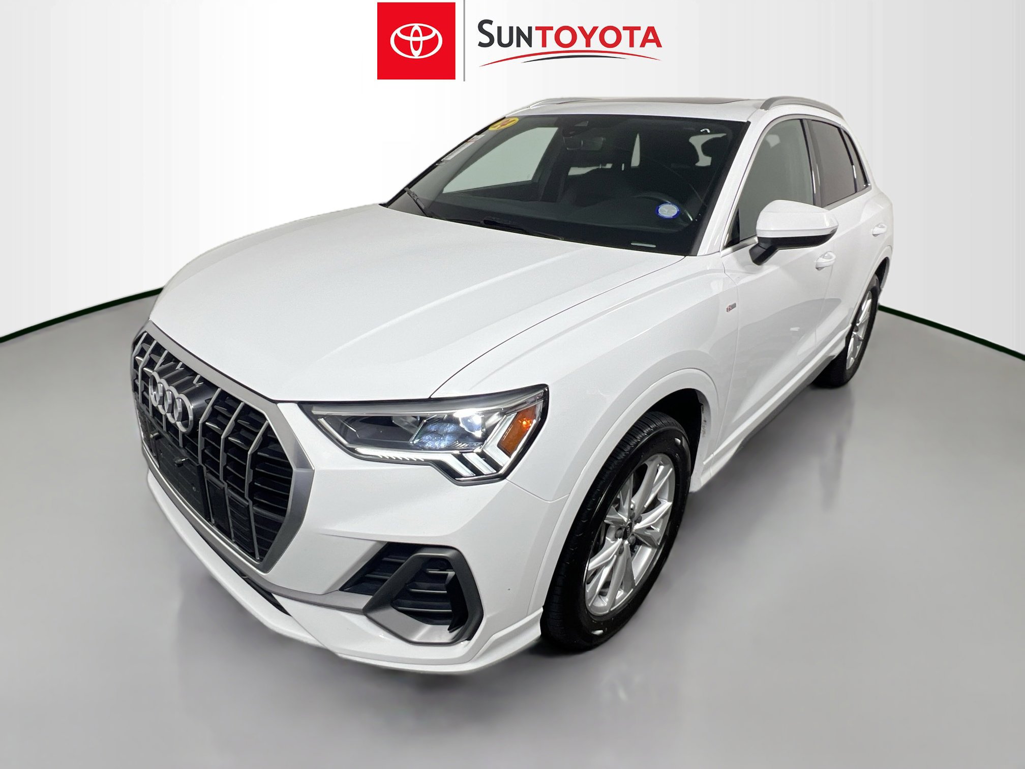 Used 2024 Audi Q3 2.0T Premium image 9
