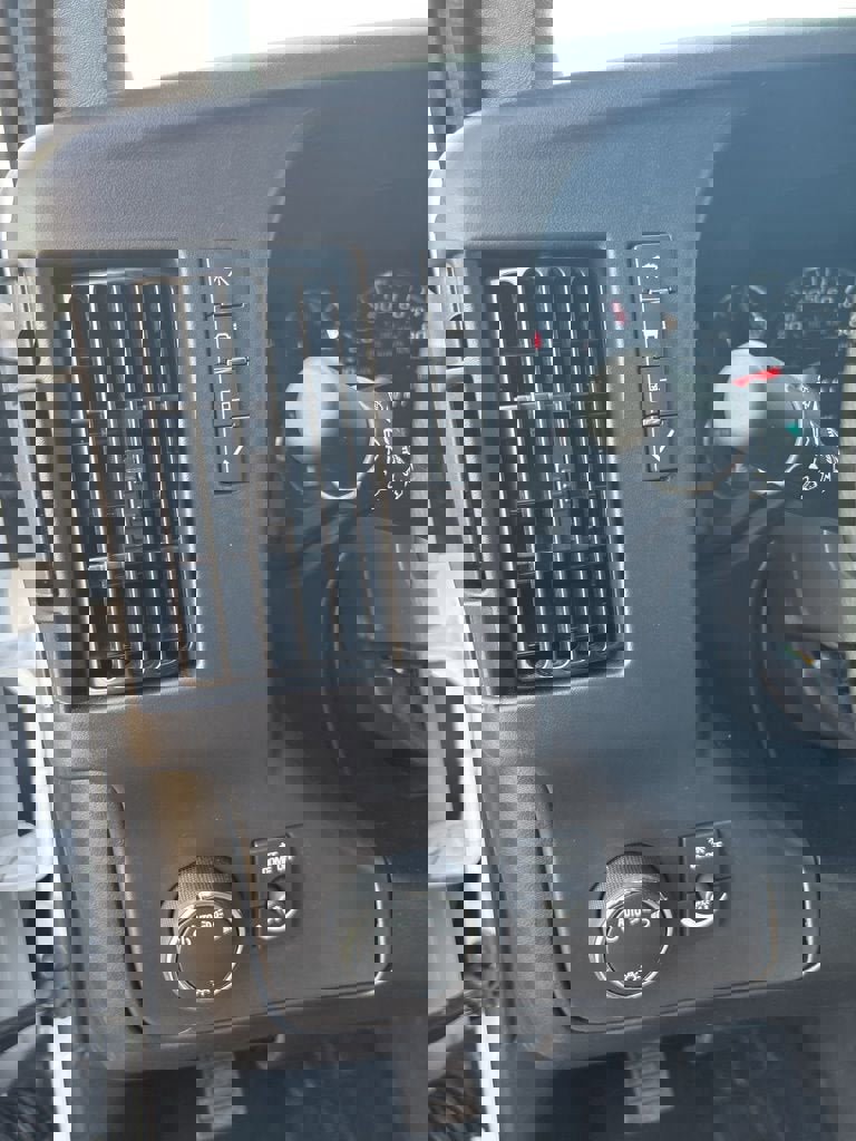 New 2025 Chevrolet Express 2500 w/ Driver Convenience Package image 20