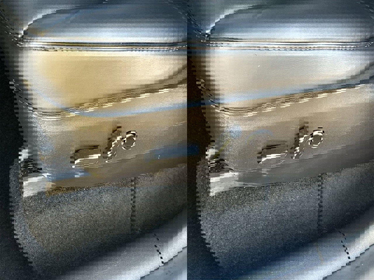 Used 2022 Tesla Model Y Performance image 16