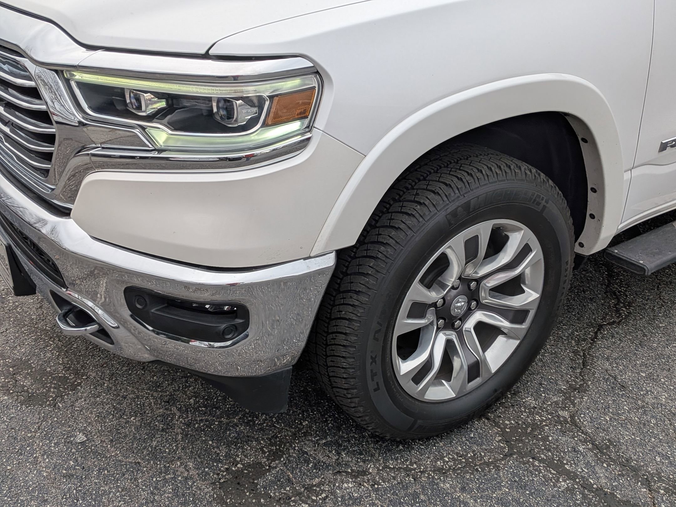 Used 2021 RAM 1500 Limited image 11