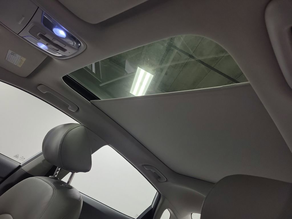 Used 2016 Kia Optima EX w/ Premium Package image 15