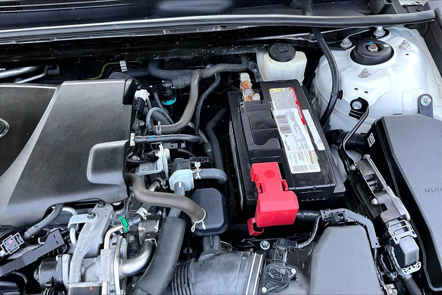 Used 2018 Toyota Camry LE FWD image 32