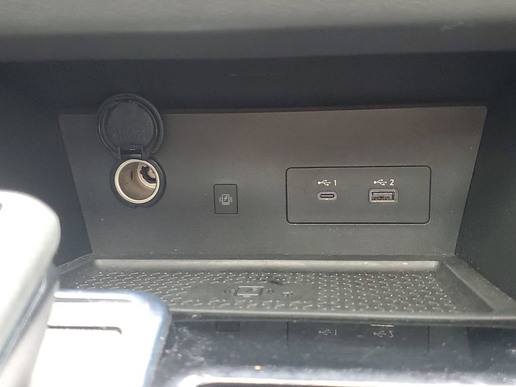 Used 2023 Nissan Pathfinder Platinum w/ Cargo Package image 34