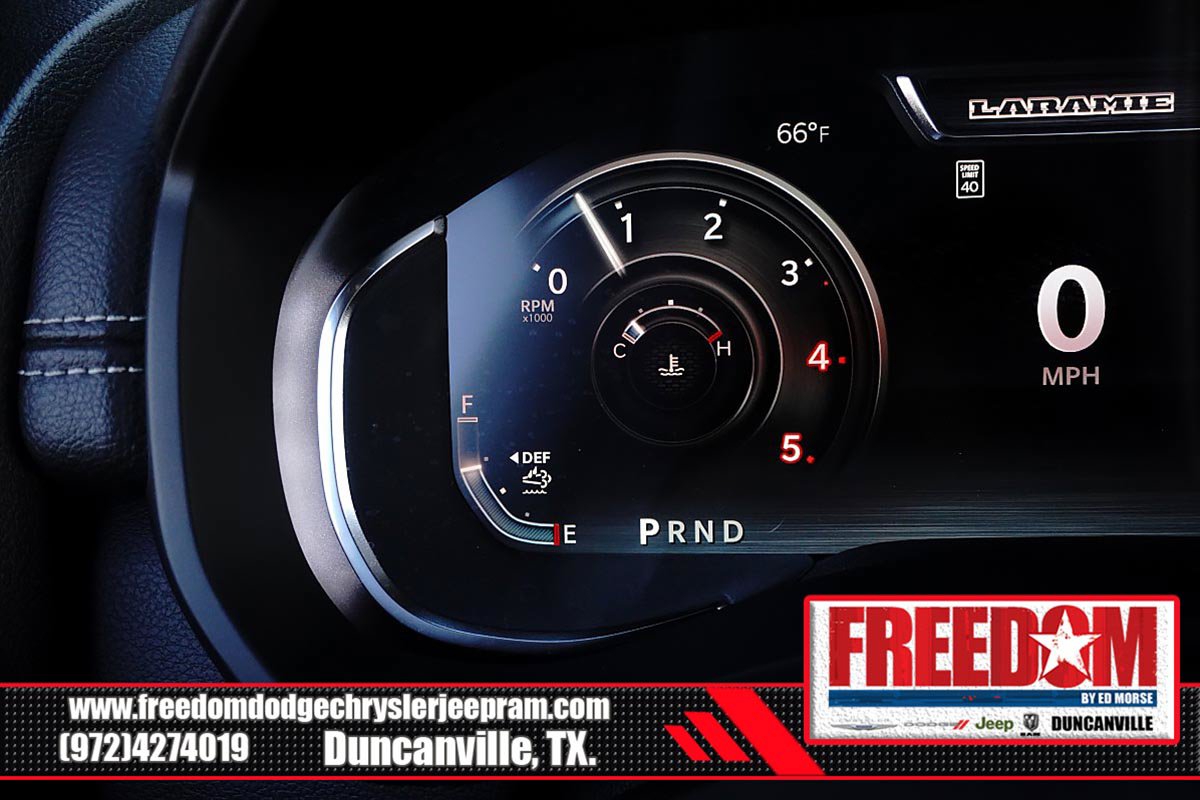 Used 2025 RAM 3500 Laramie AWD/4WD image 31