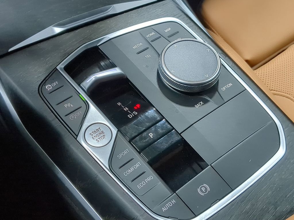 Used 2024 BMW 330i xDrive Sedan w/ Convenience Package image 47