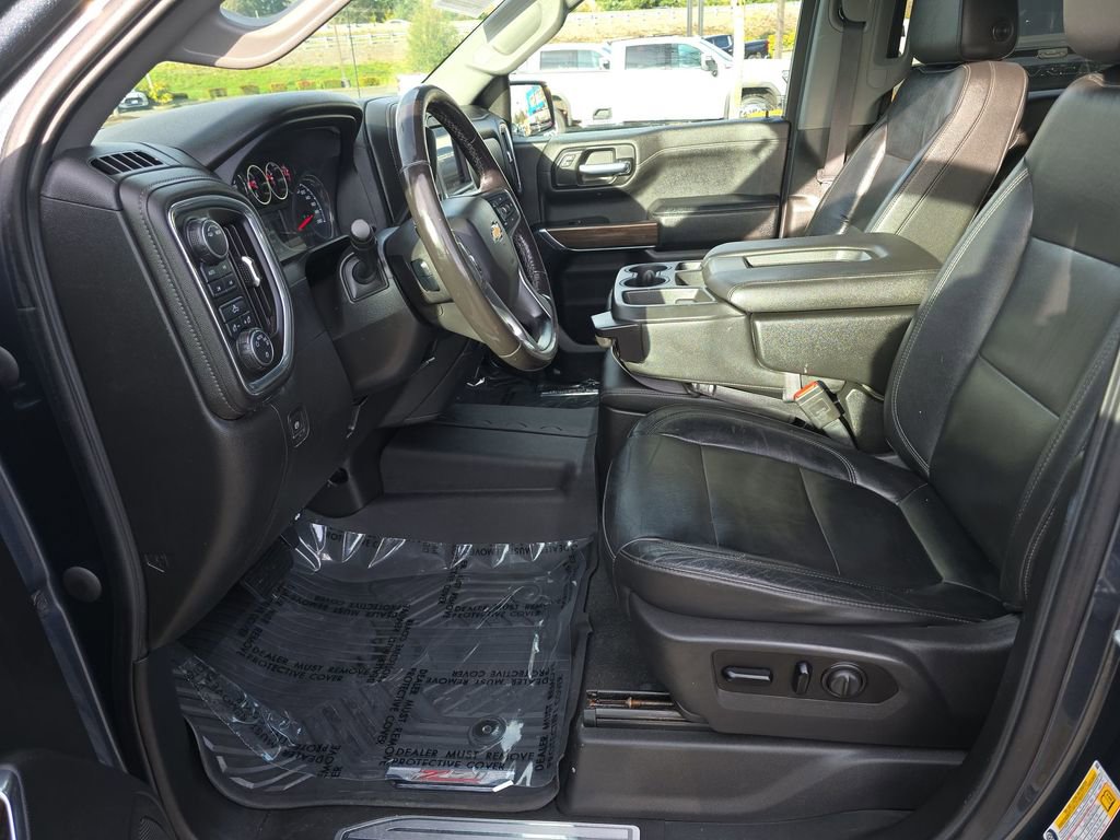 Certified 2020 Chevrolet Silverado 1500 LT w/ True North Edition image 21