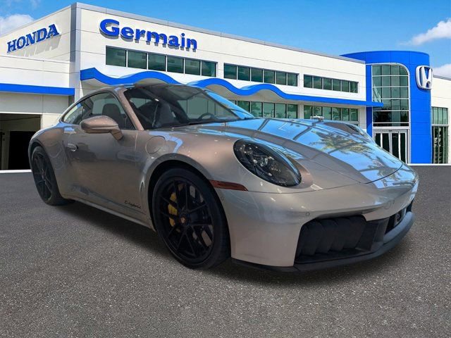 Used 2025 Porsche 911 Carrera 4 GTS image 3