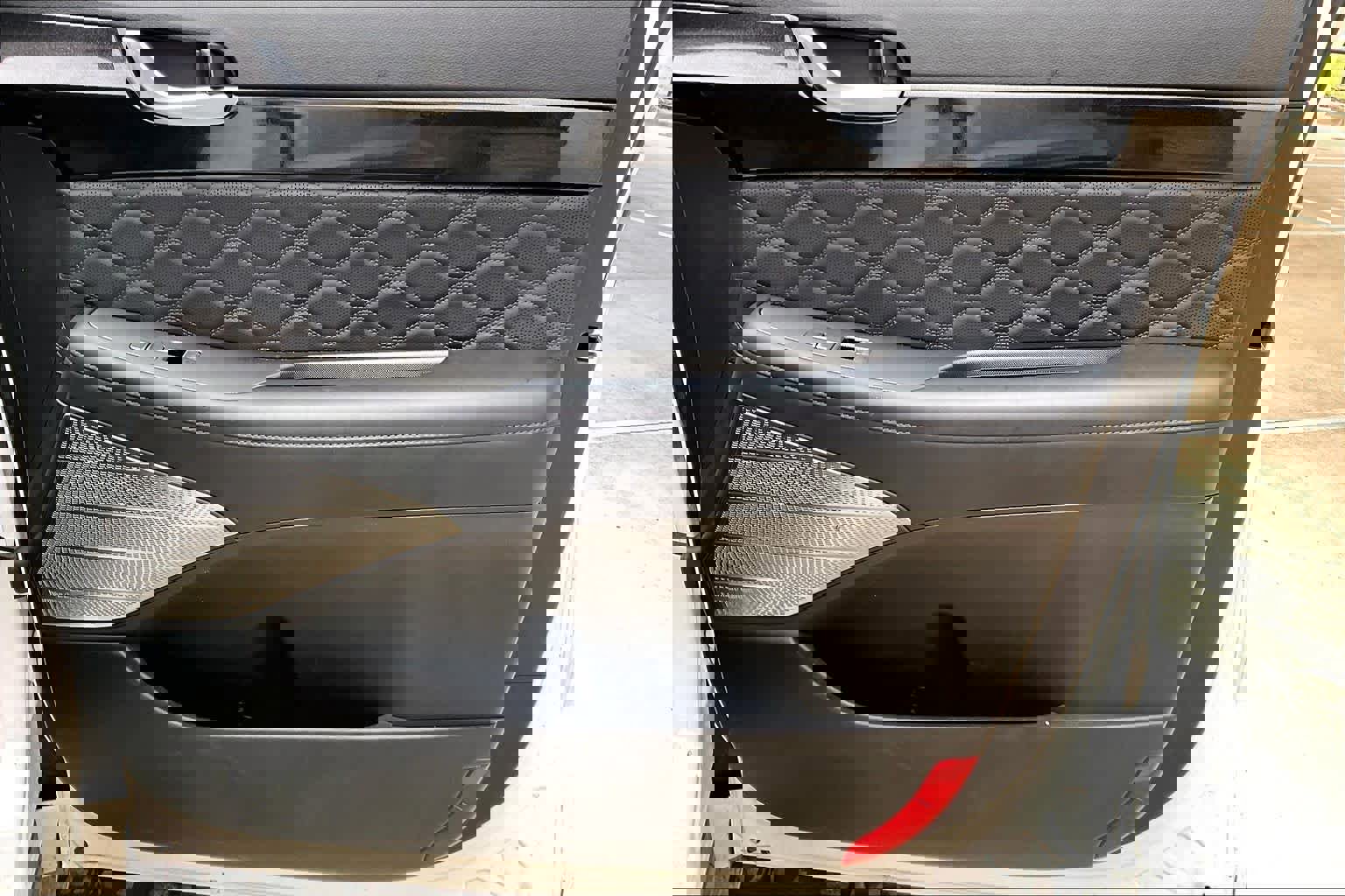 Used 2021 Hyundai Palisade Calligraphy w/ Cargo Package image 21