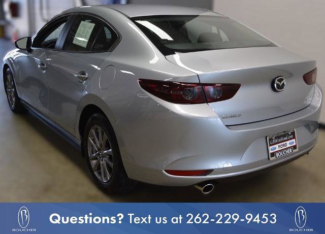 Used 2021 MAZDA MAZDA3 Sedan FWD image 4