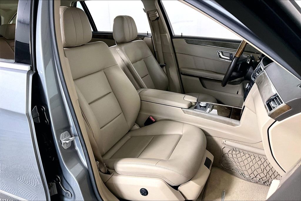 Used 2011 Mercedes-Benz E 350 4MATIC Wagon image 7