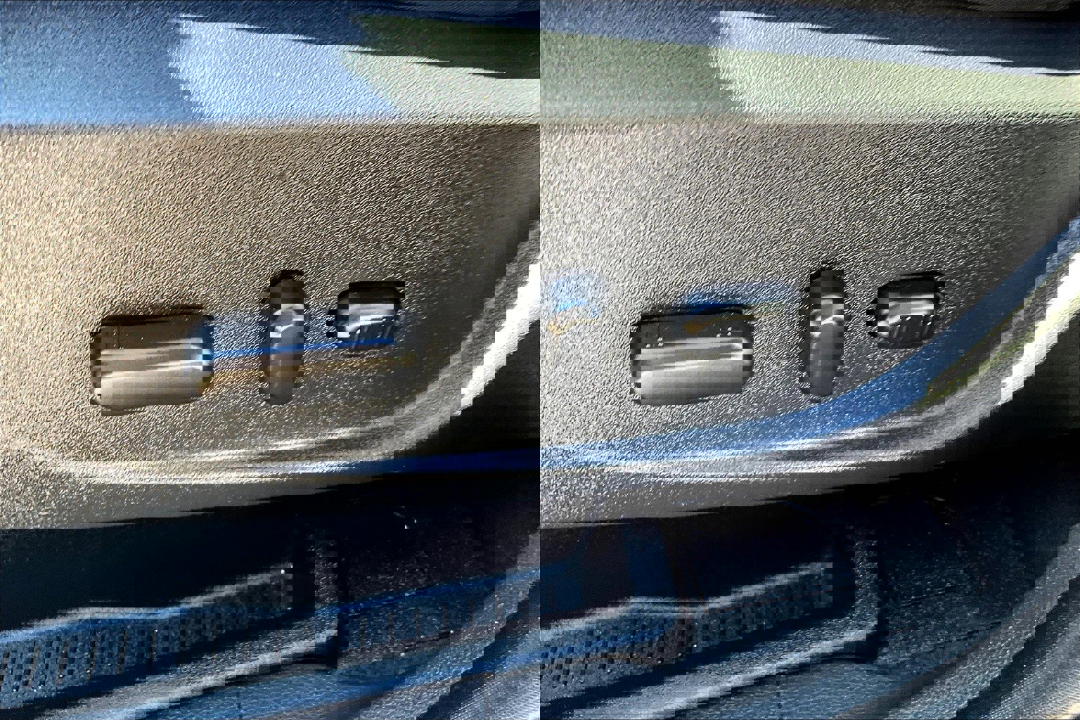 Used 2017 Ford C-MAX SE image 35