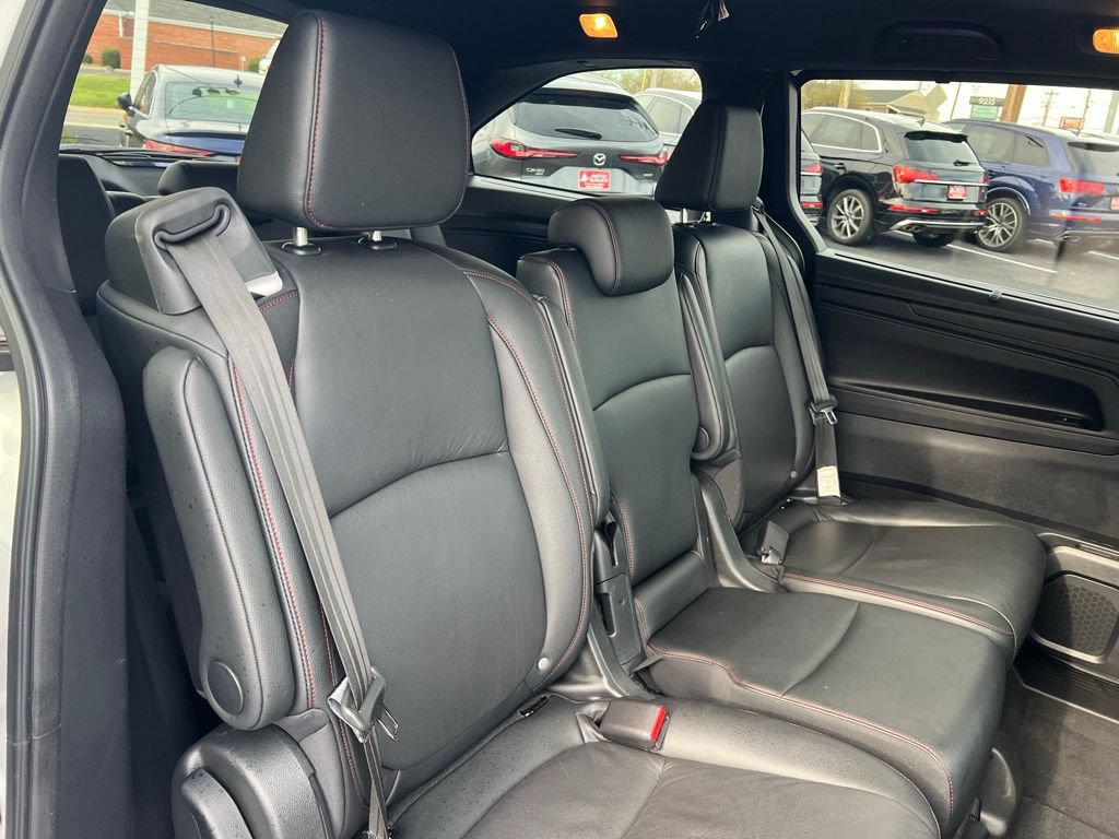 Used 2025 Honda Odyssey Sport-L image 27