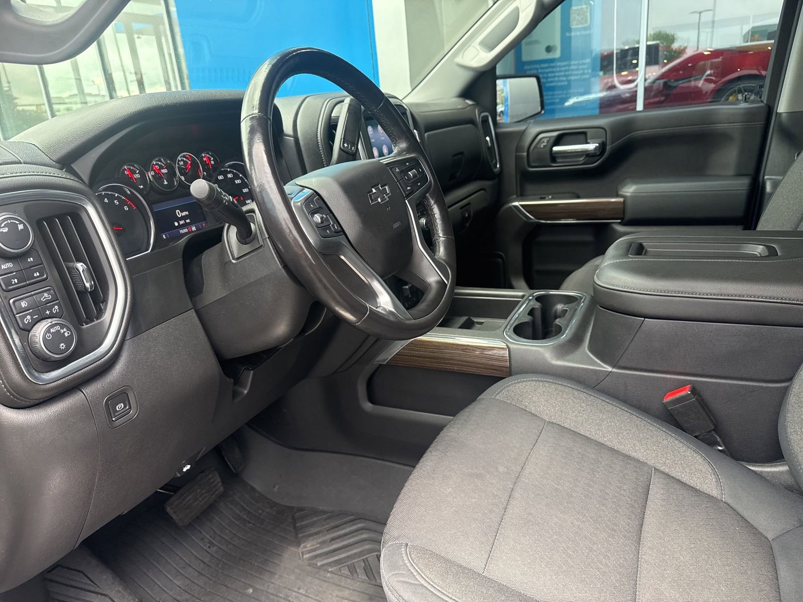 Used 2019 Chevrolet Silverado 1500 LT Trail Boss AWD/4WD image 17