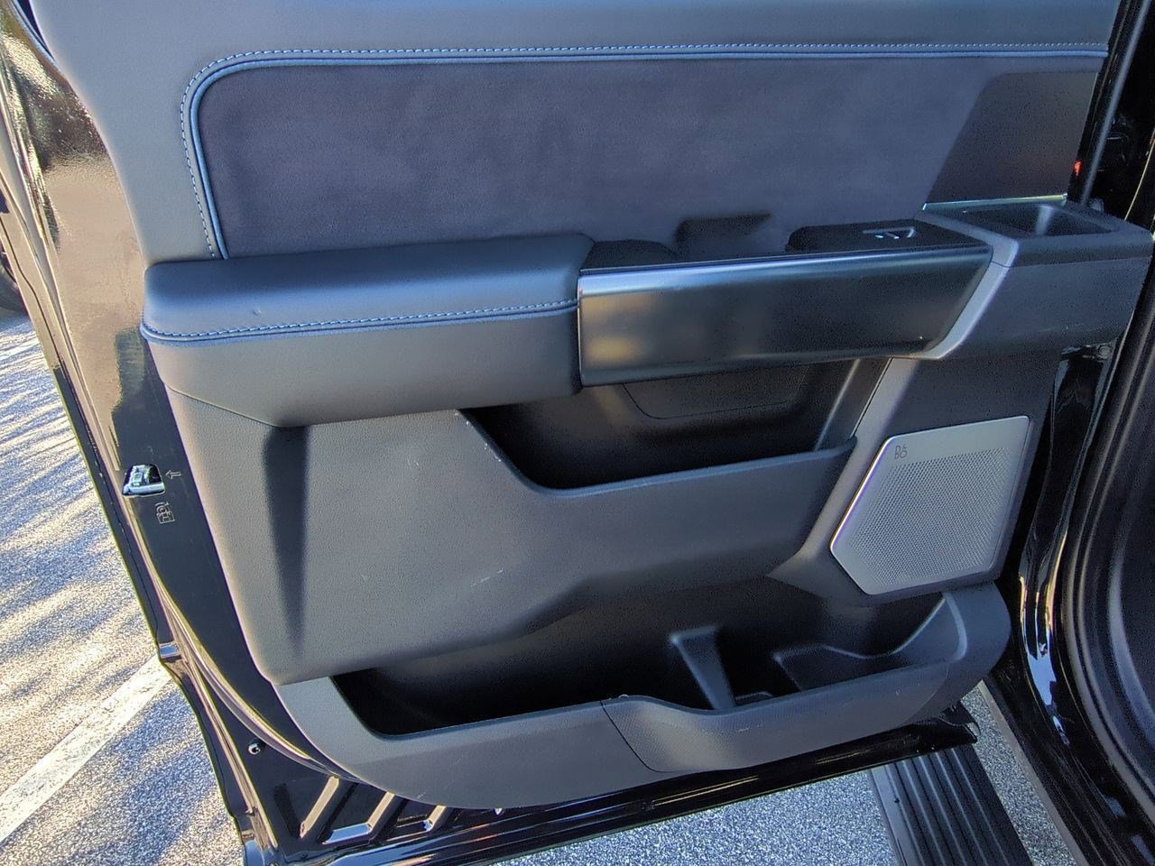 Used 2024 Ford F150 Platinum w/ Equipment Group 702A High image 28