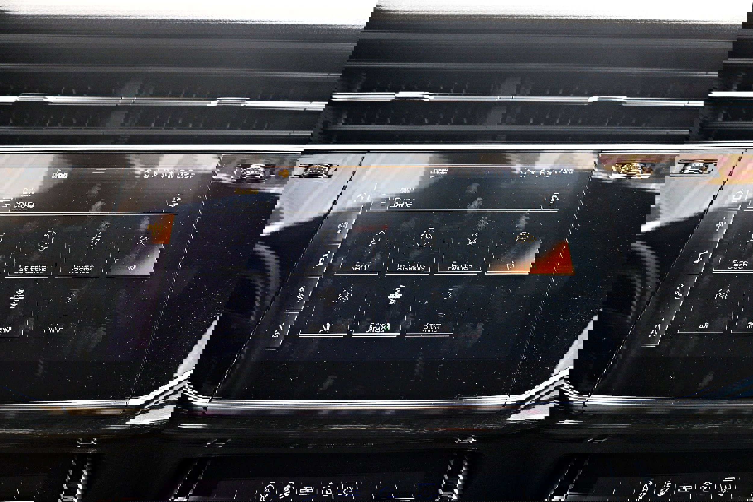 Used 2022 Audi Q7 2.0T Premium Plus w/ Premium Plus Package image 12