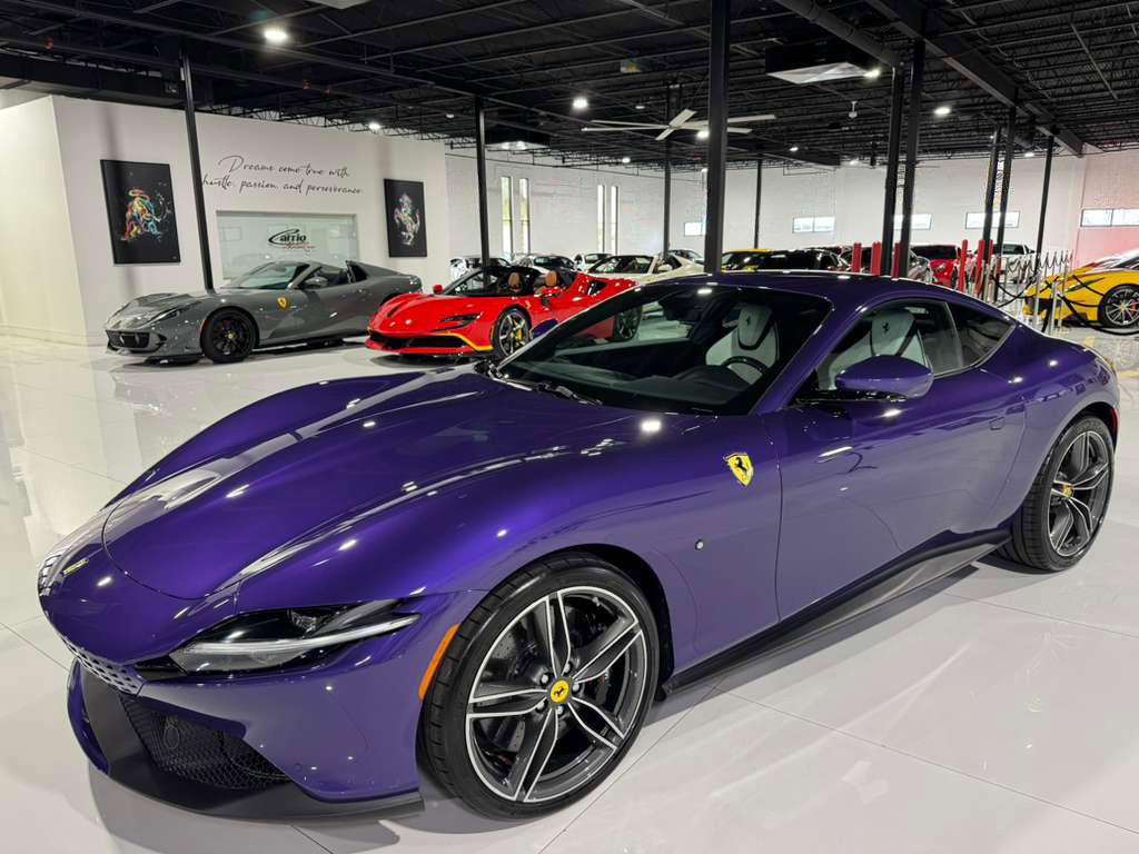 Used 2024 Ferrari Roma image 3