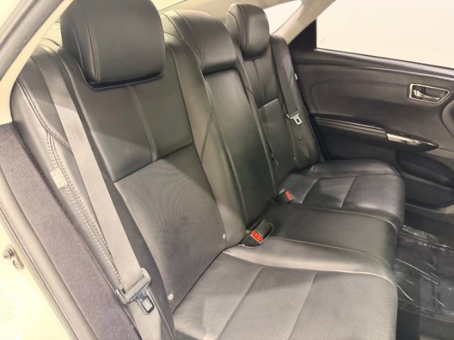 Used 2014 Toyota Avalon Limited FWD image 29