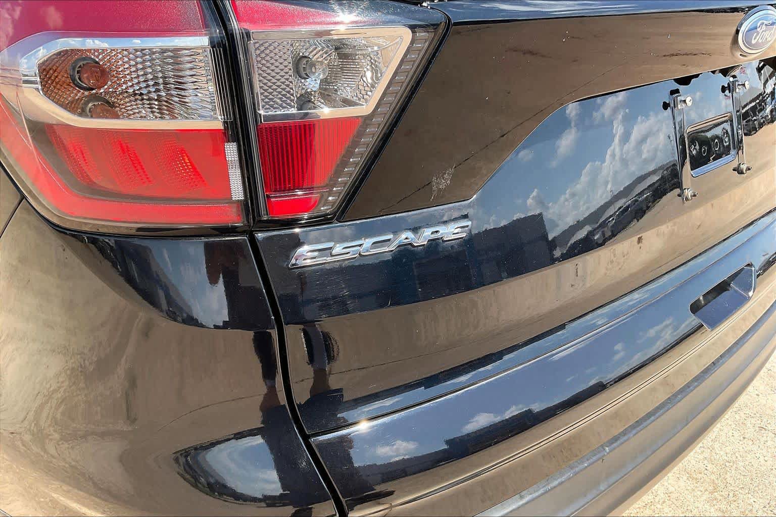 Used 2017 Ford Escape S FWD image 10