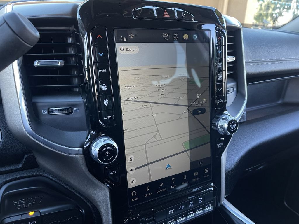 Used 2024 RAM 3500 Laramie w/ Towing Technology Group AWD/4WD image 14