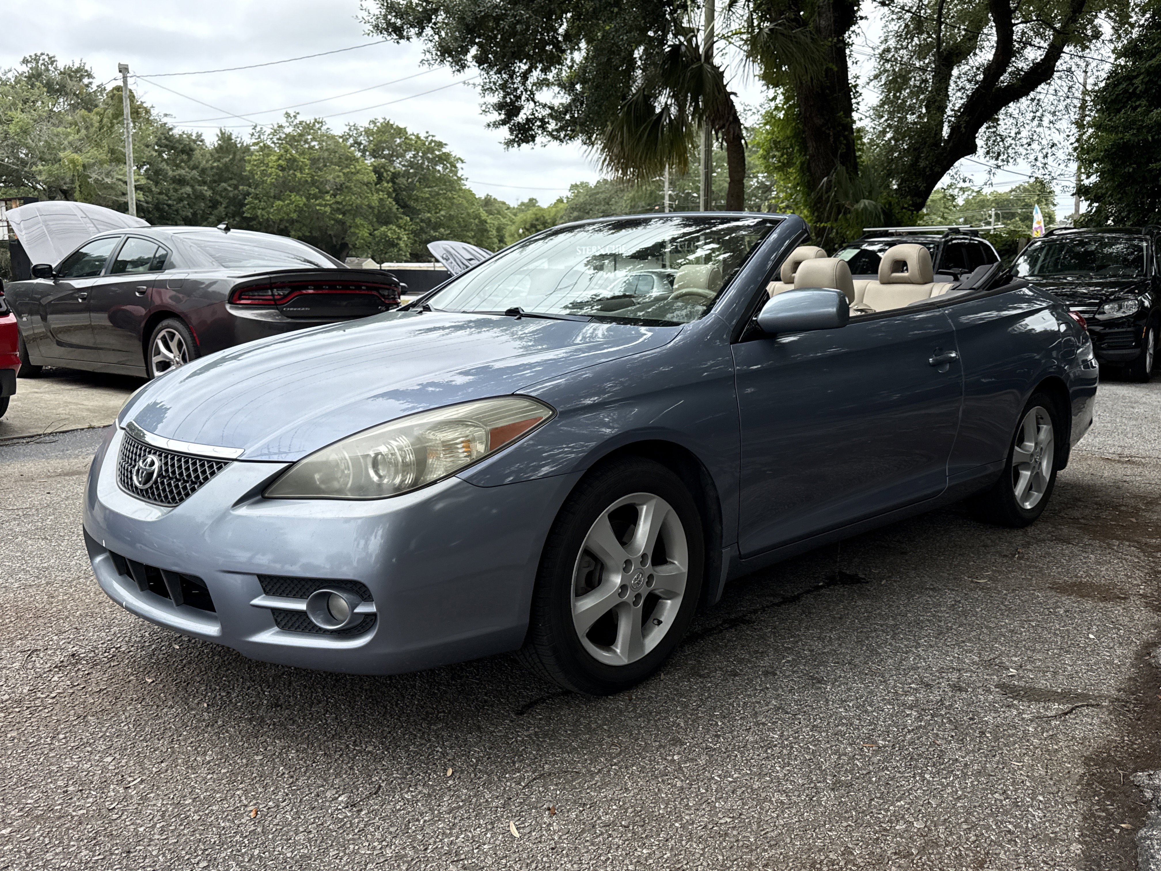 Used 2008 Toyota Solara SLE FWD image 1