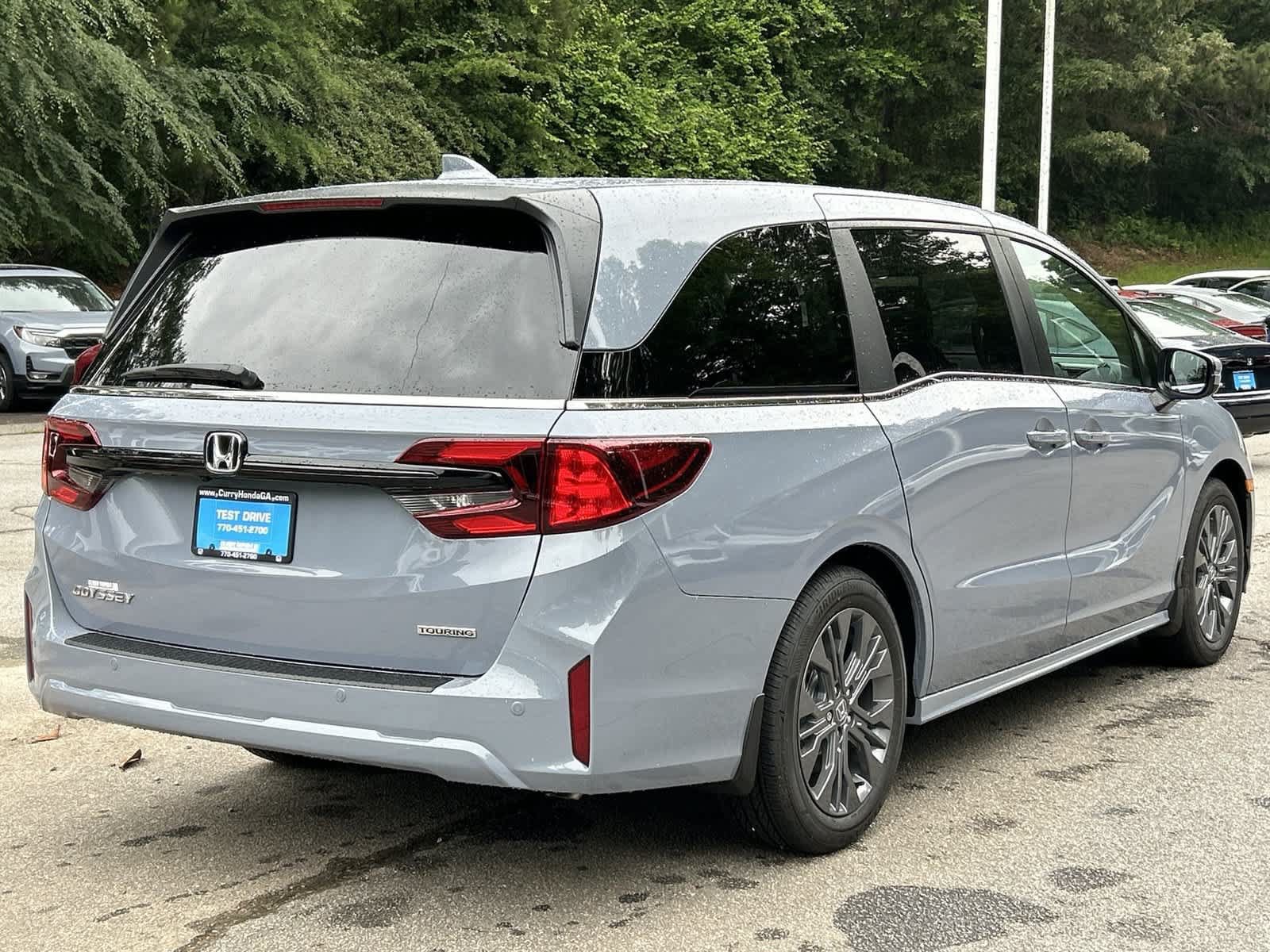 New 2026 Honda Odyssey Touring image 4