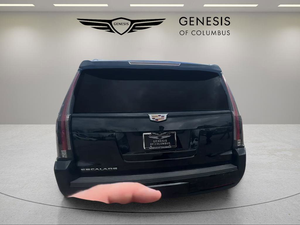 Used 2020 Cadillac Escalade Luxury w/ Escalade Sport Edition AWD/4WD image 5