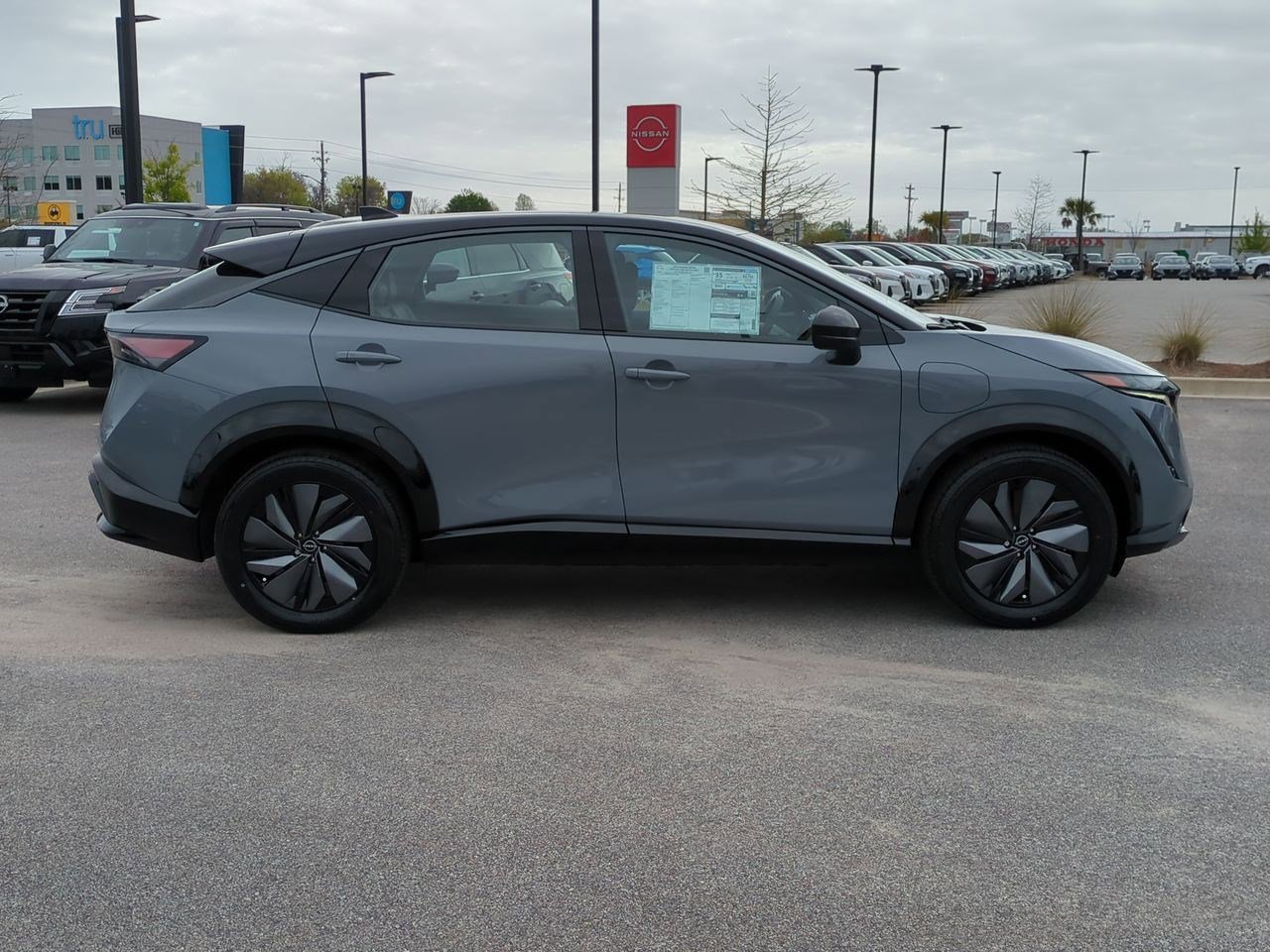 Certified 2024 Nissan Ariya AWD image 2