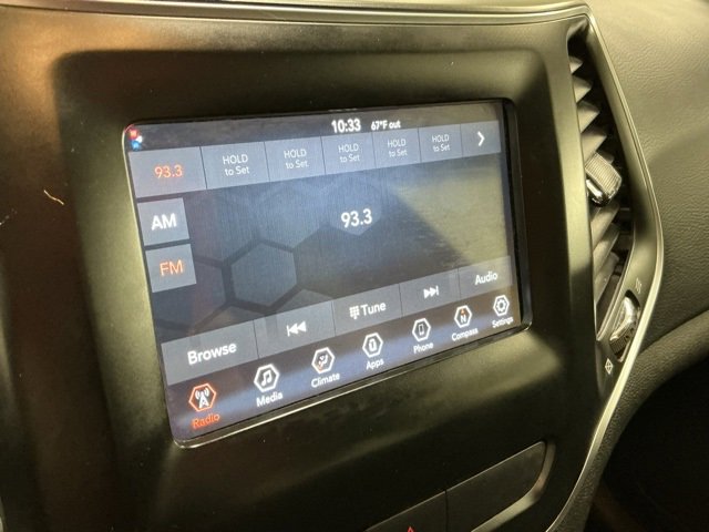 Used 2020 Jeep Cherokee Latitude image 24