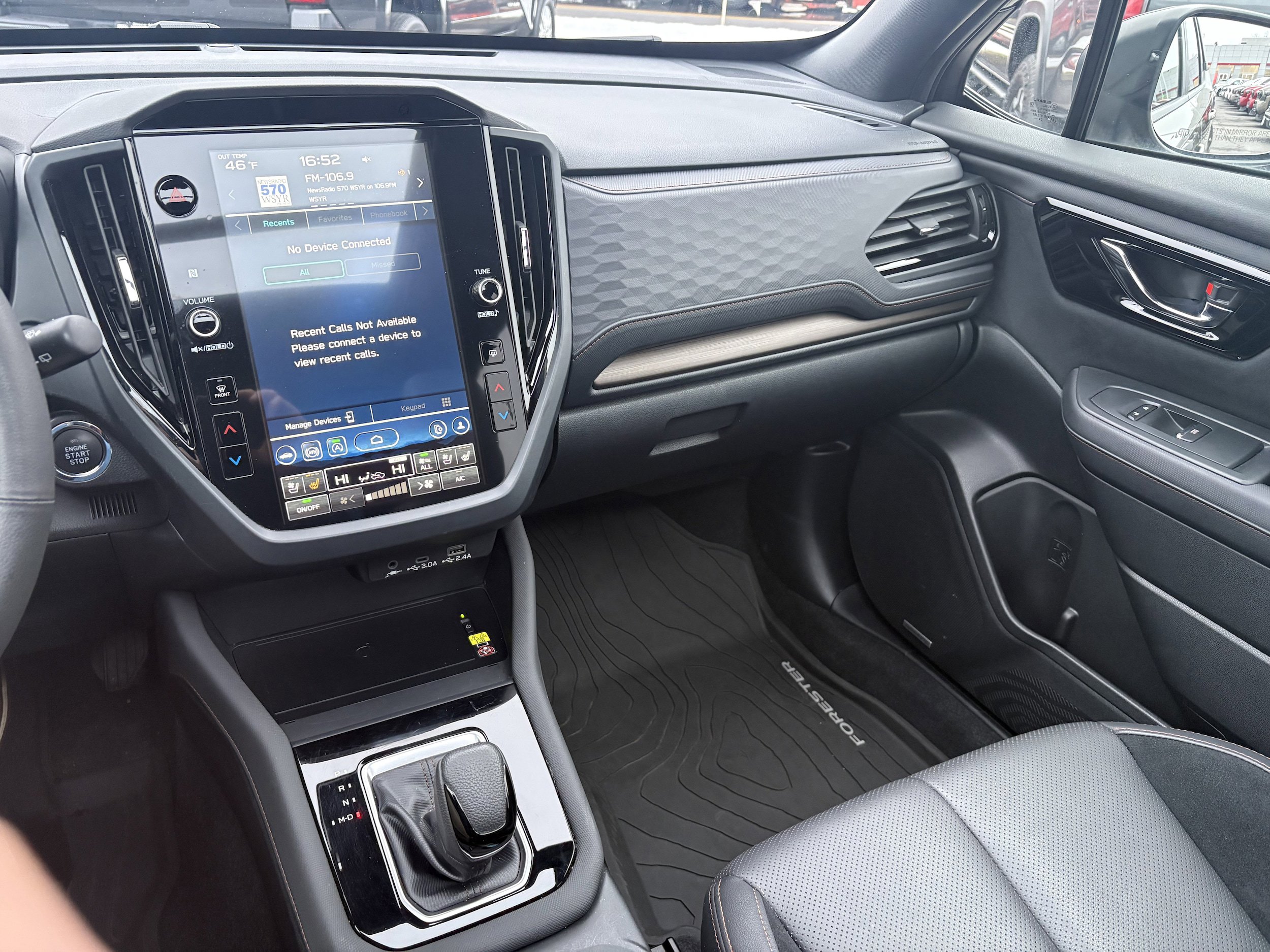 Used 2025 Subaru Forester Touring image 9