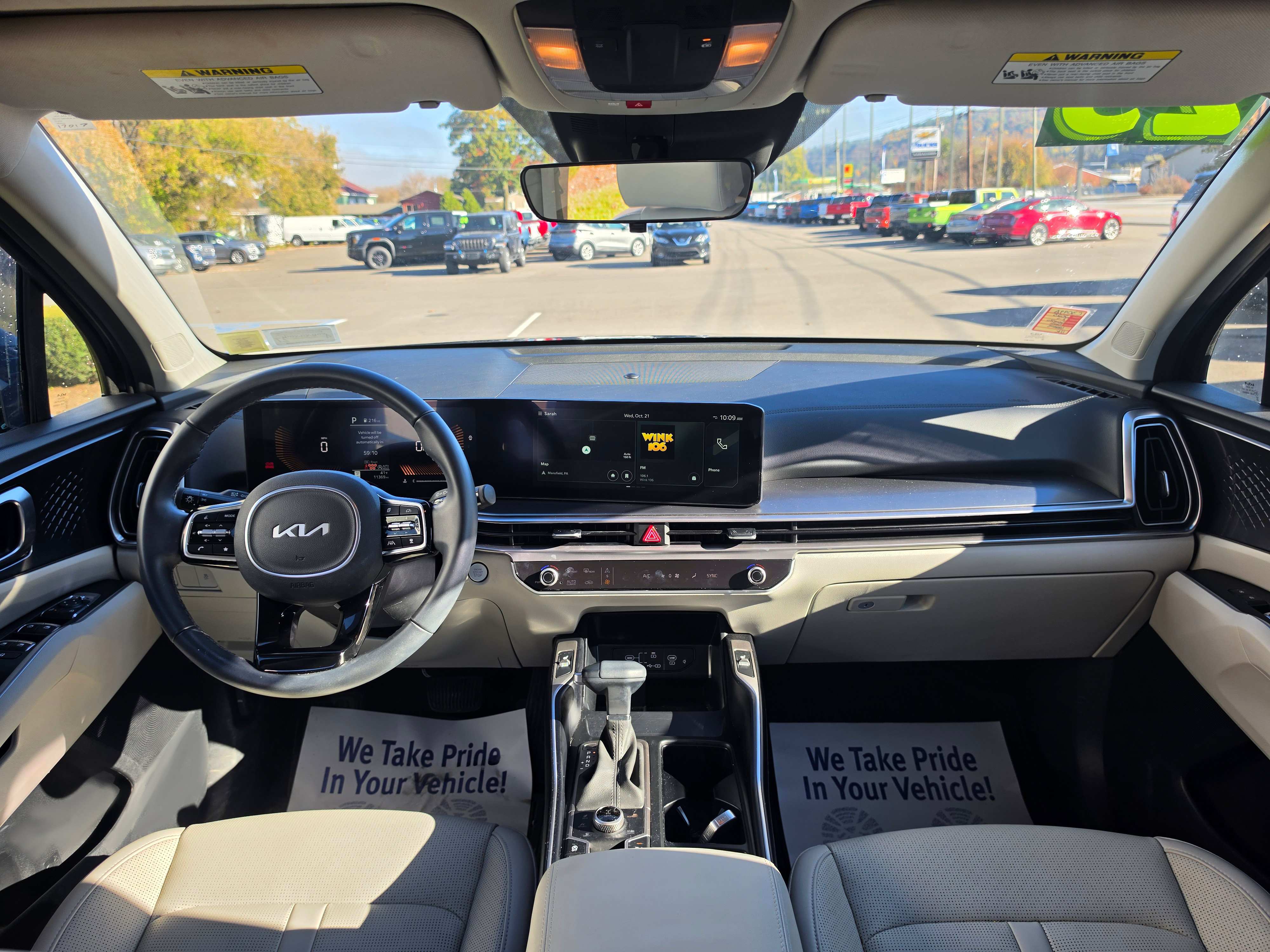 Used 2025 Kia Sorento S AWD/4WD image 16