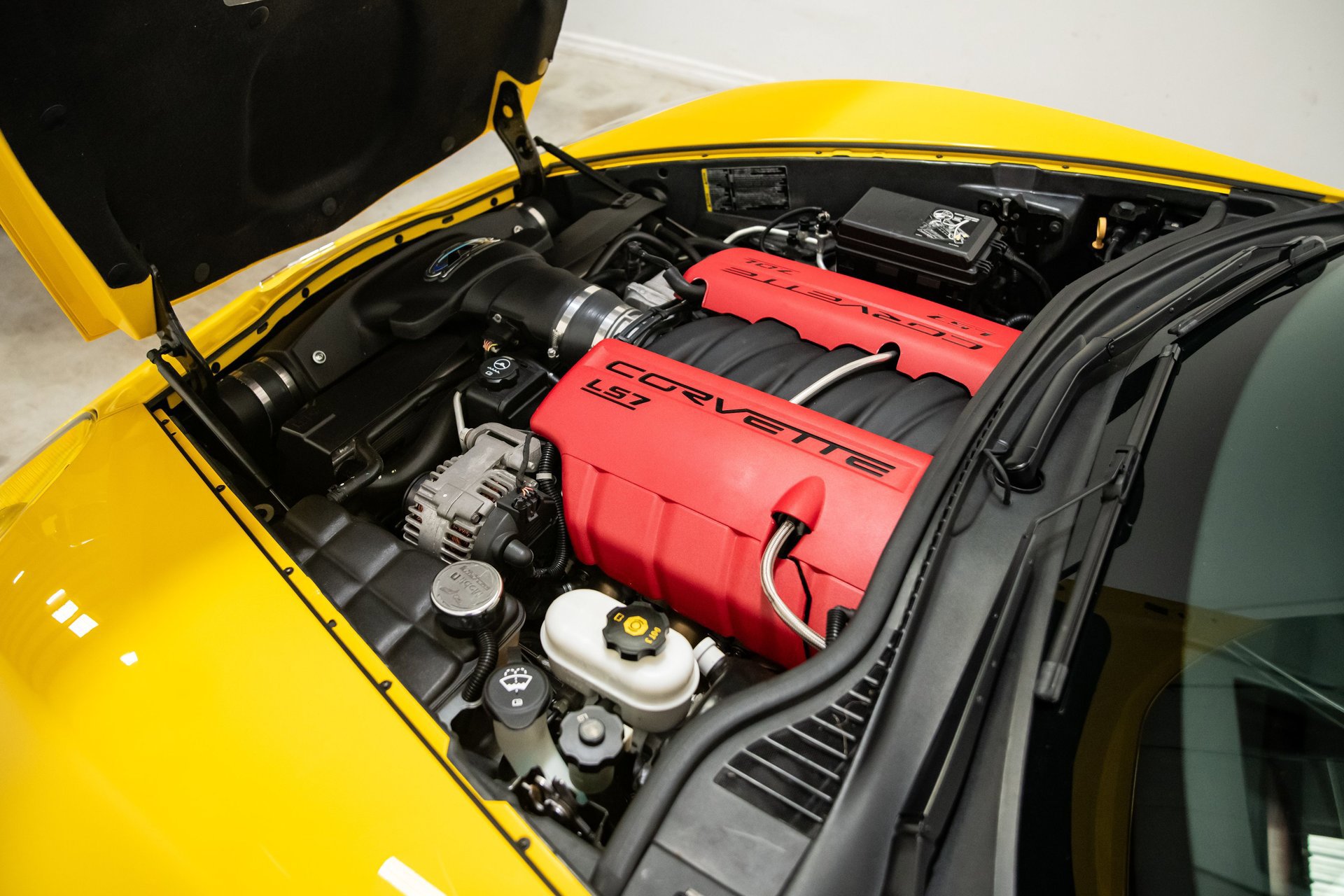Used 2011 Chevrolet Corvette Z06 w/ Z07 Performance Package RWD image 38