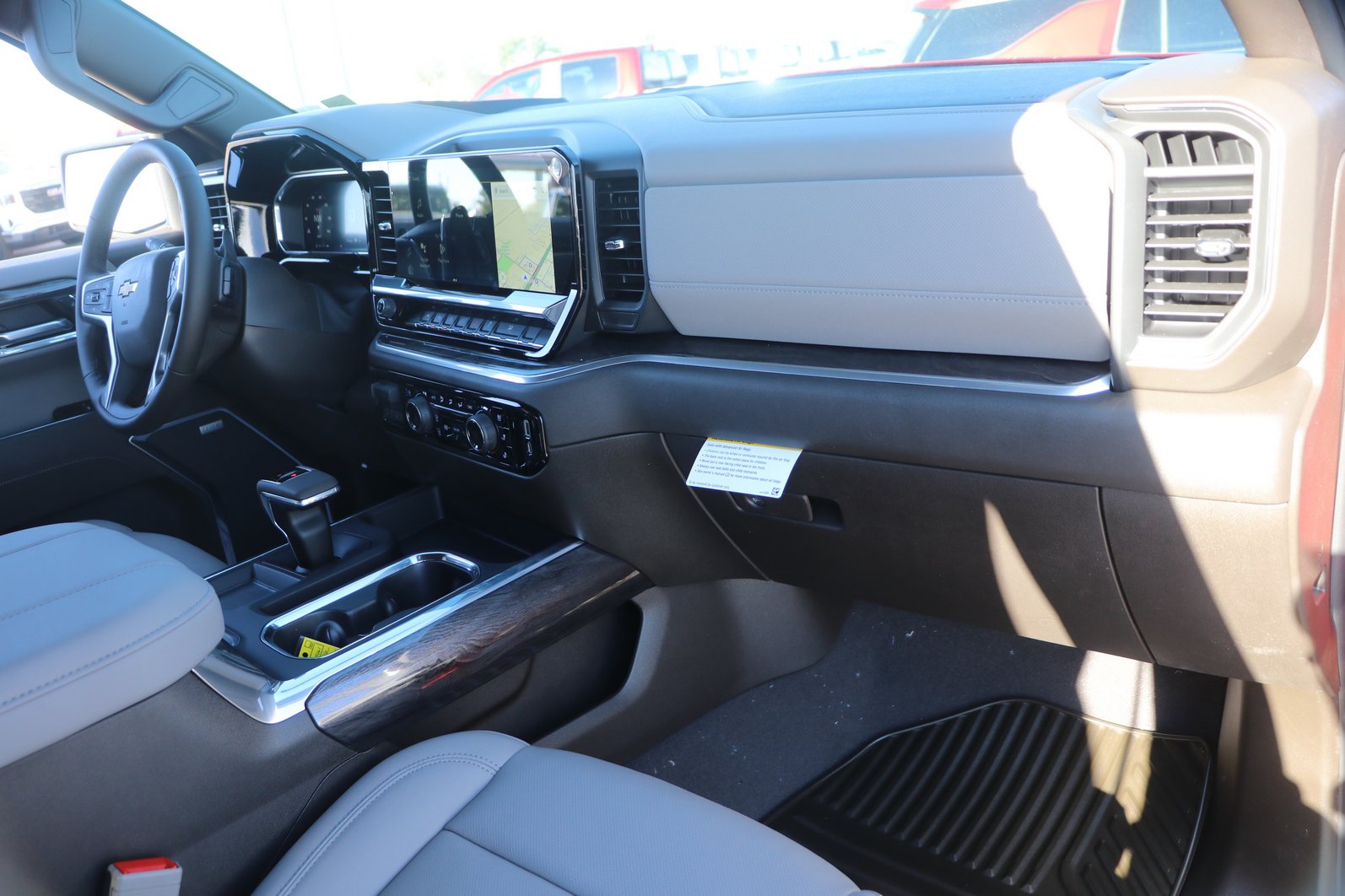 New 2026 Chevrolet Silverado 1500 LTZ w/ LTZ Convenience Package II AWD/4WD image 34