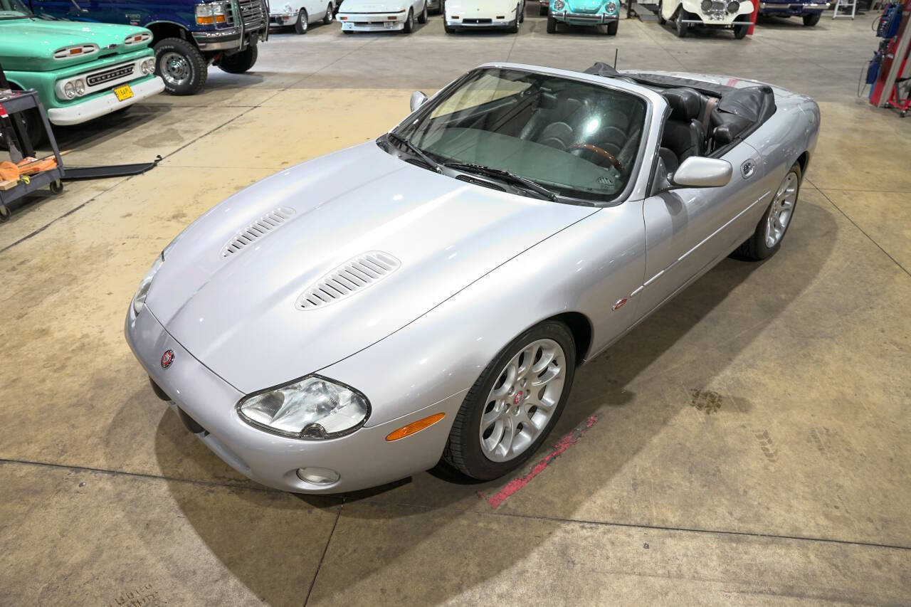 Used 2001 Jaguar XK8 Convertible RWD image 15