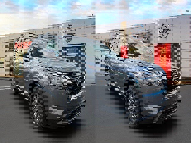 New 2025 Nissan Pathfinder SV