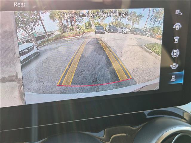 Used 2022 Mercedes-Benz GLC 300 image 13