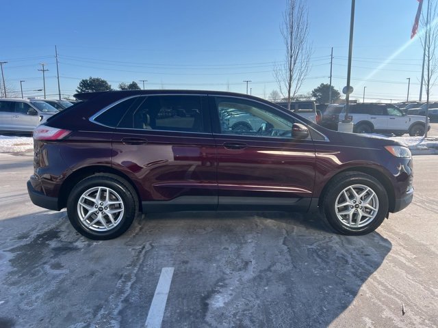 Used 2024 Ford Edge SEL w/ Convenience Package image 4