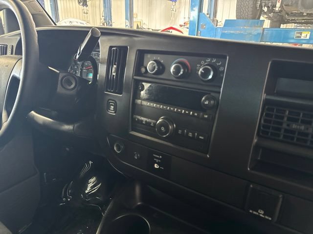 Used 2021 Chevrolet Express 2500 w/ Driver Convenience Package RWD image 16