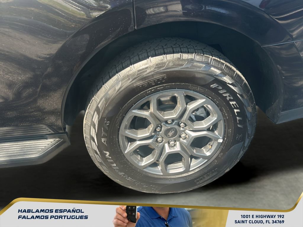 Used 2025 Ford Expedition Active image 11