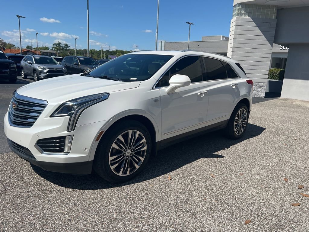 Used 2018 Cadillac XT5 Premium Luxury w/ Driver Assist Package FWD image 7