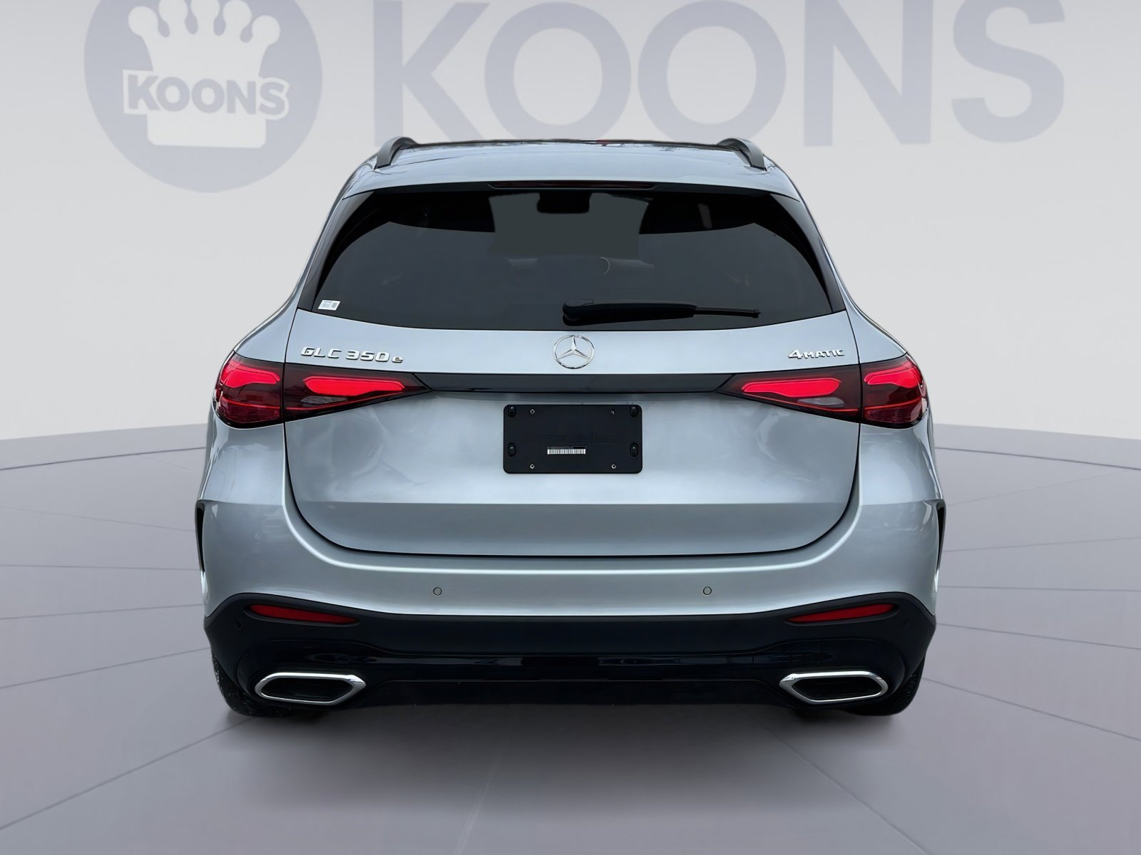 Used 2025 Mercedes-Benz GLC 350e 4MATIC image 5