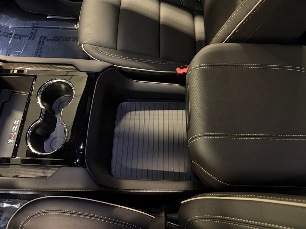 New 2026 GMC Yukon XL Elevation image 27