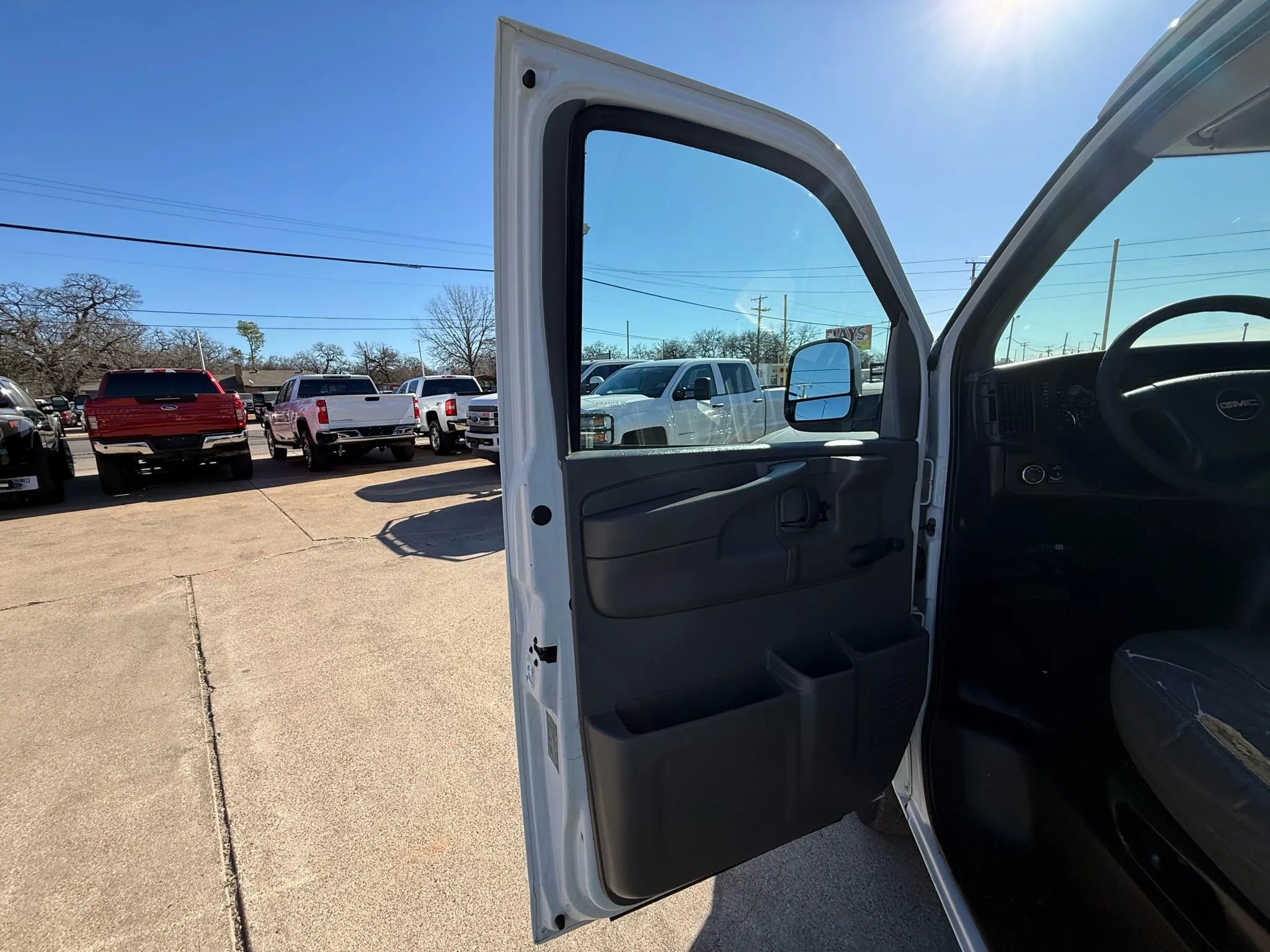 Used 2012 GMC Savana 2500 Extended RWD image 7