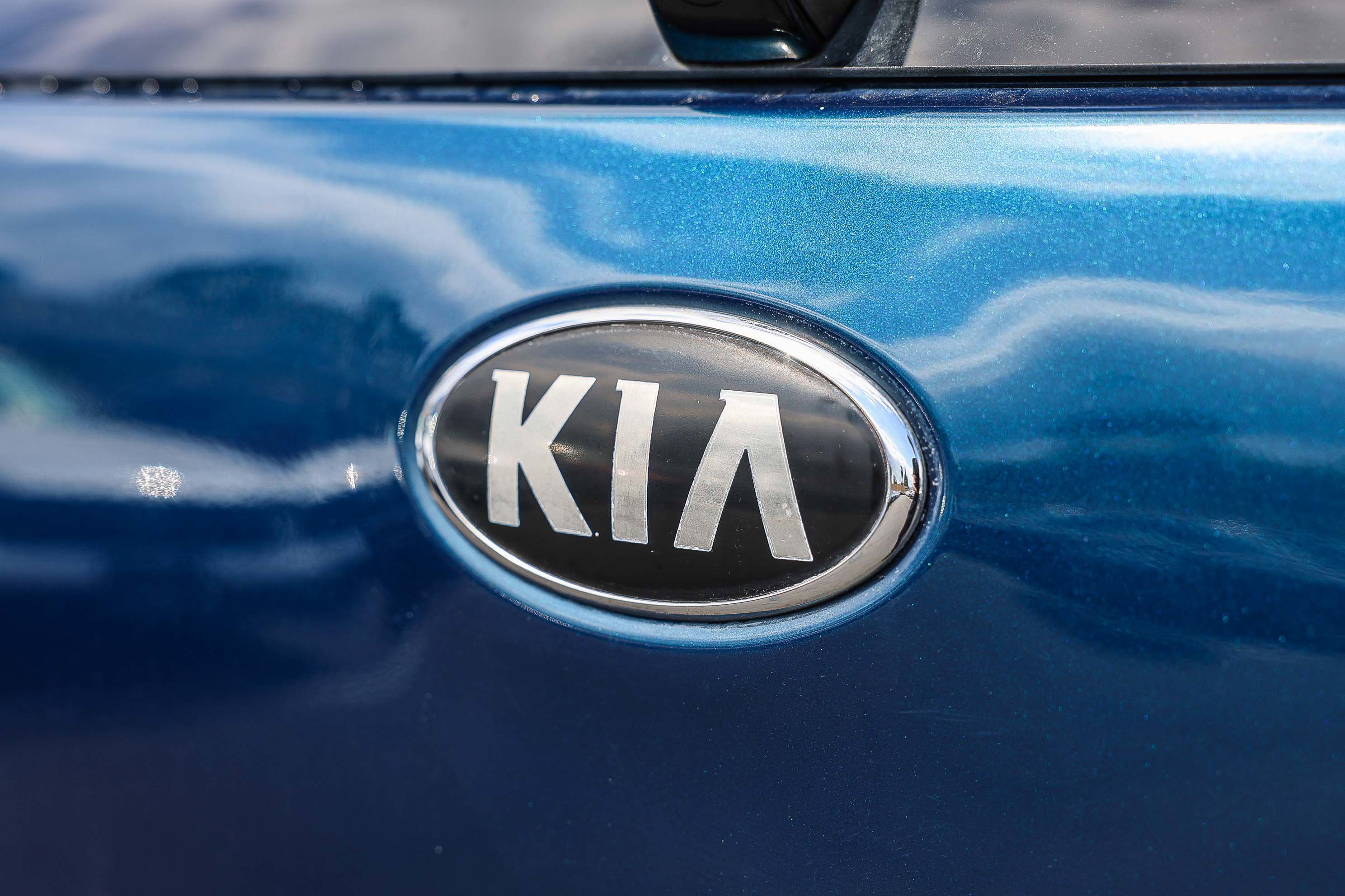 Used 2017 Kia Niro LX image 24