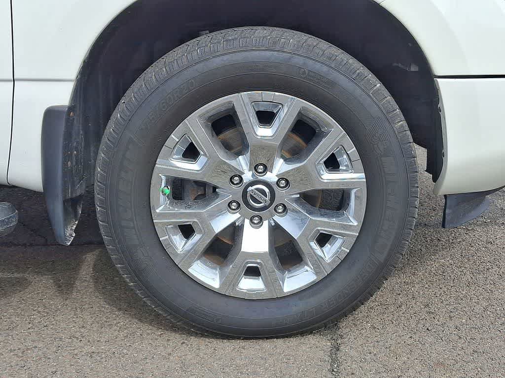 Used 2021 Nissan Titan SL w/ Moonroof Package image 26