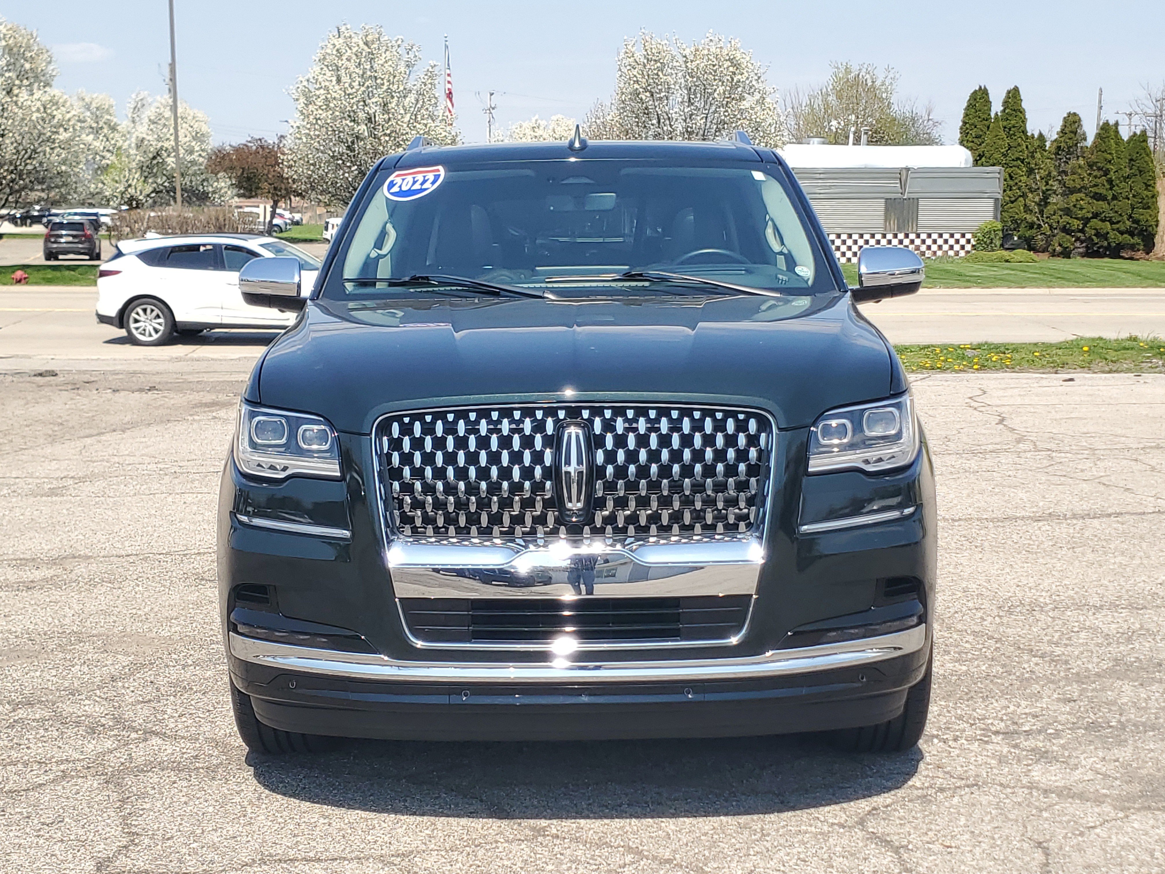 Certified 2022 Lincoln Navigator L Black Label AWD/4WD video 2