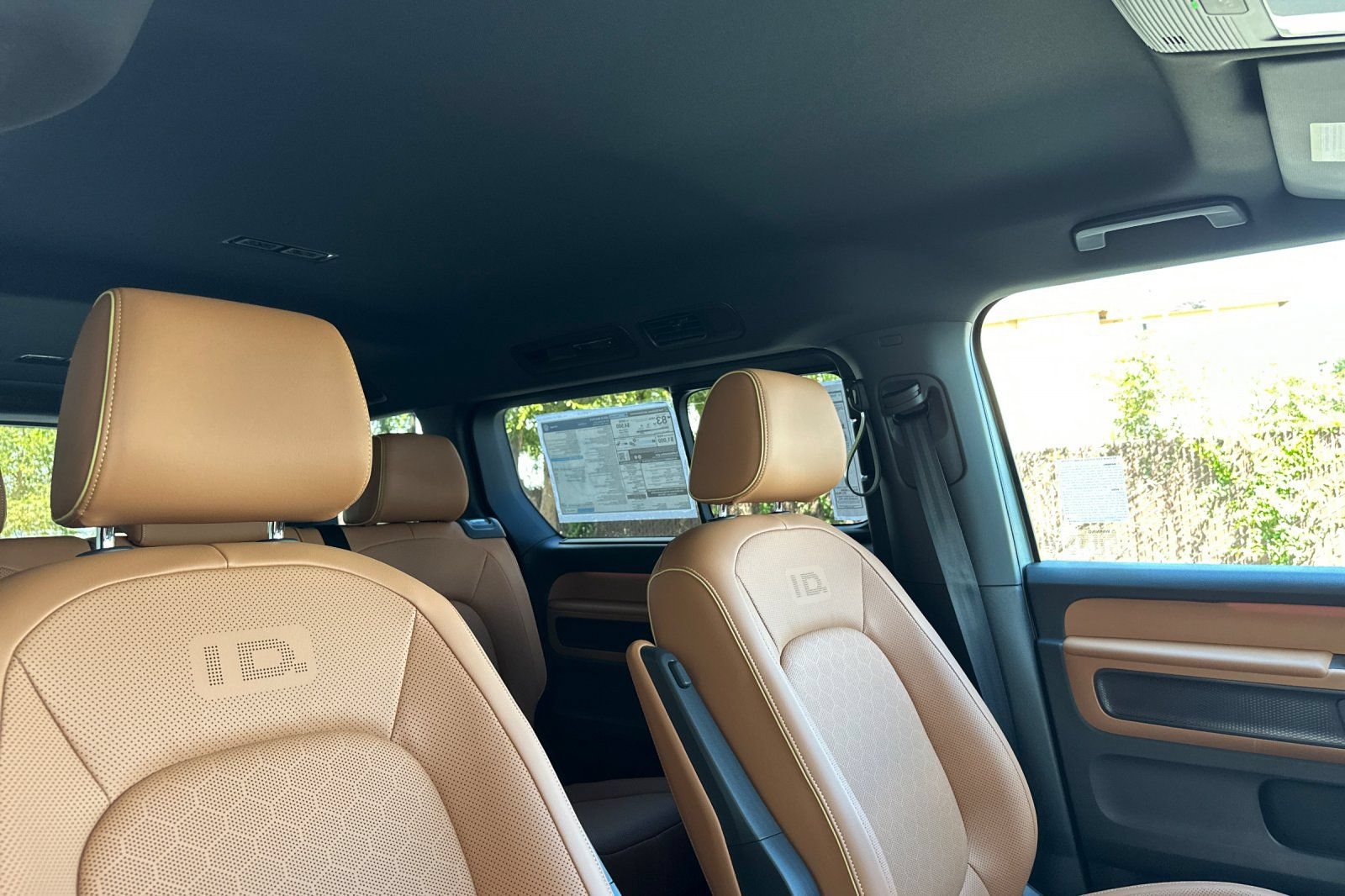 New 2025 Volkswagen ID. Buzz Pro S RWD image 18