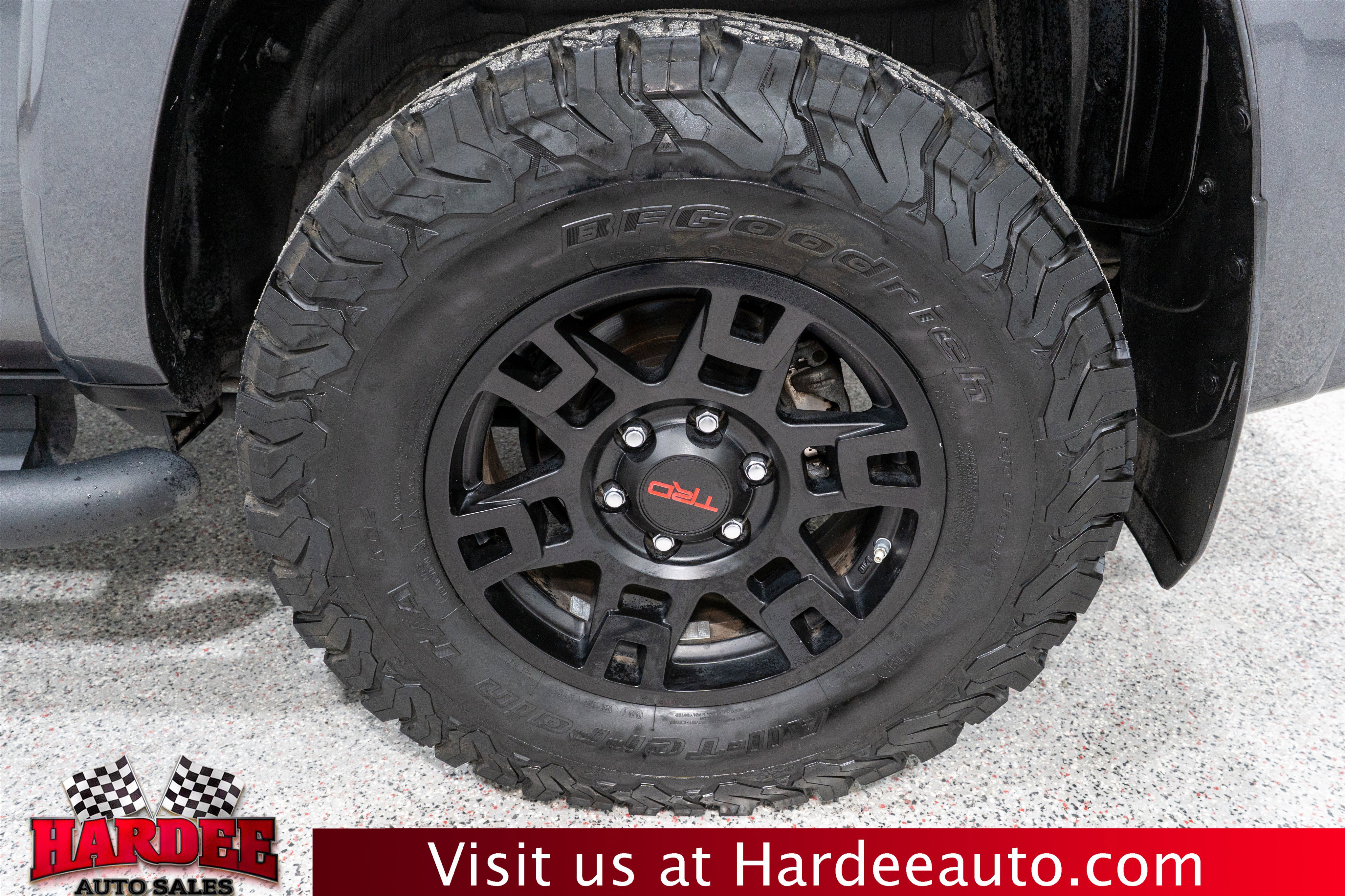 Used 2020 Toyota 4Runner SR5 Premium w/ Moonroof Package image 10