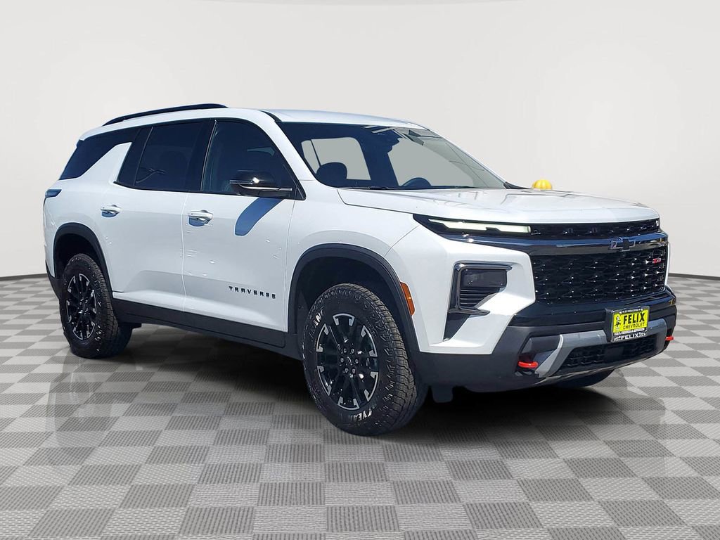 New 2026 Chevrolet Traverse Z71 w/ Driver Confidence Package AWD/4WD image 3